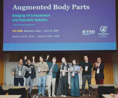 Workshop on augmented mixed-reality and robotic body parts.